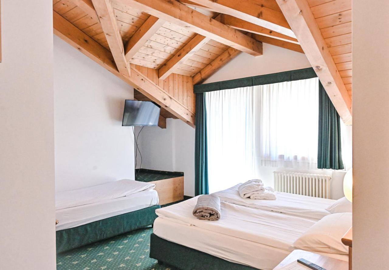 Alp Hotel Dolomiti Dimaro Luaran gambar