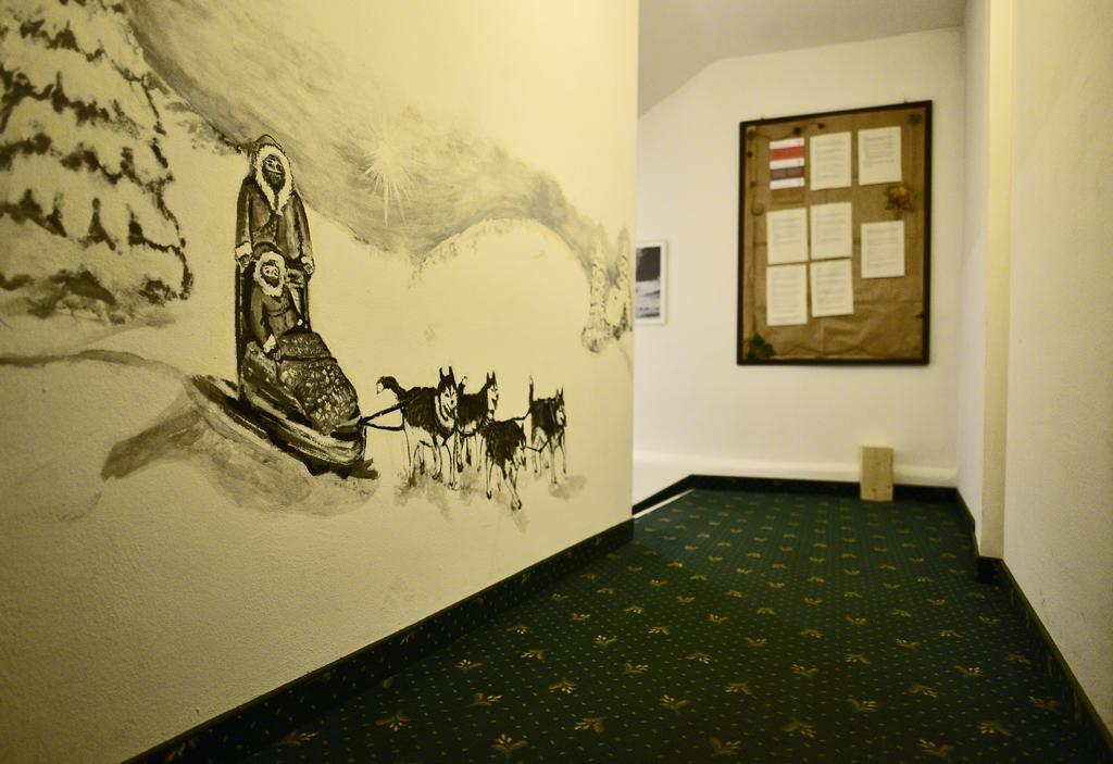 Alp Hotel Dolomiti Dimaro Luaran gambar