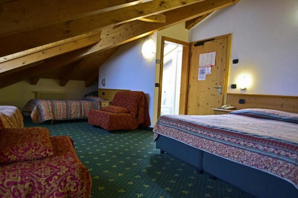 Alp Hotel Dolomiti Dimaro Luaran gambar
