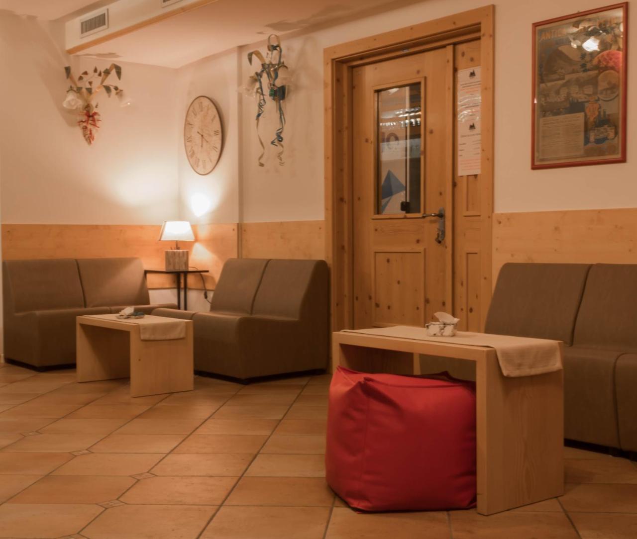 Alp Hotel Dolomiti Dimaro Luaran gambar