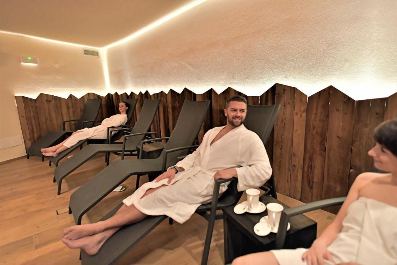 Alp Hotel Dolomiti Dimaro Luaran gambar